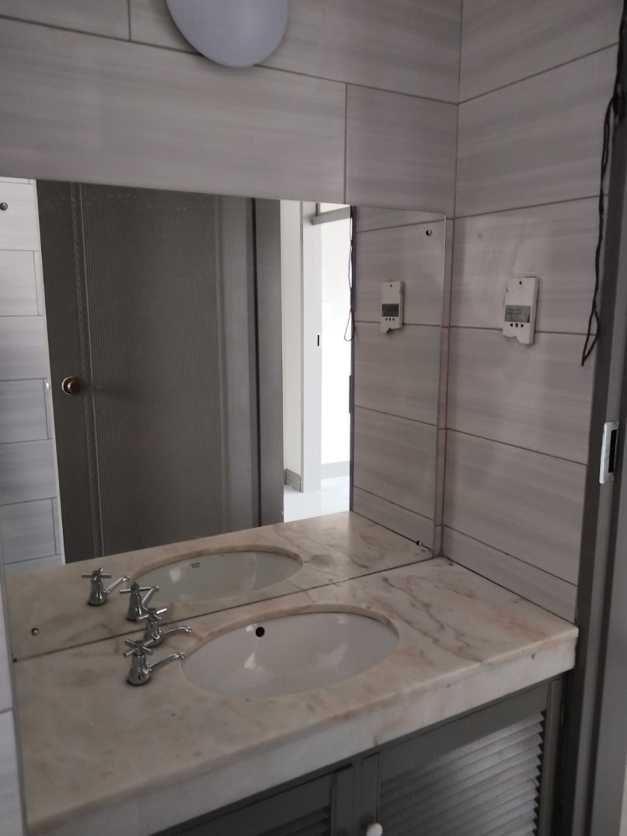 3 Bedroom Property for Sale in Riviera Gauteng