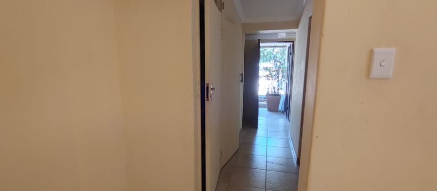 To Let  Bedroom Property for Rent in Pretoria Gardens Gauteng