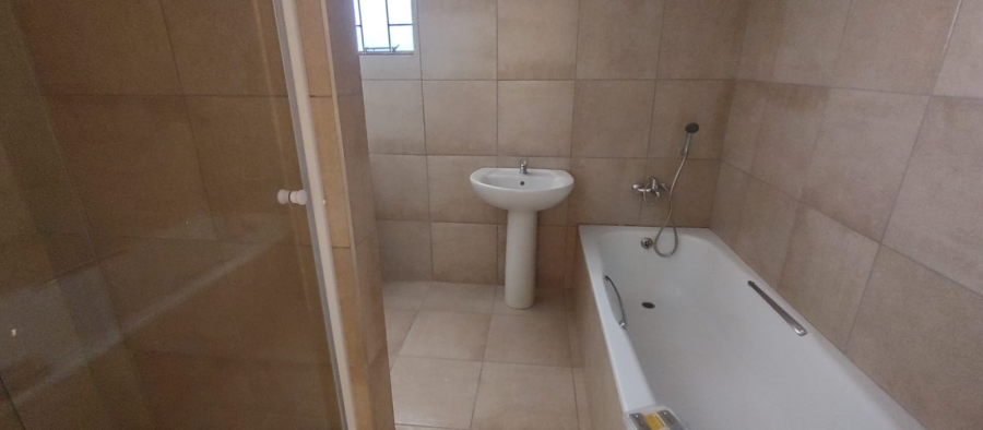 To Let  Bedroom Property for Rent in Pretoria Gardens Gauteng