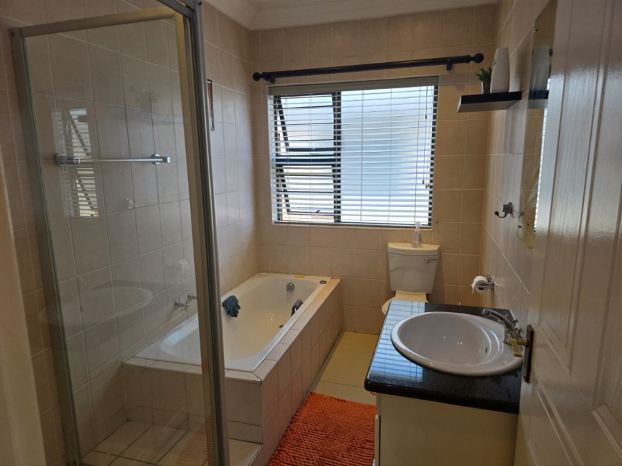 3 Bedroom Property for Sale in Beyers Park Gauteng