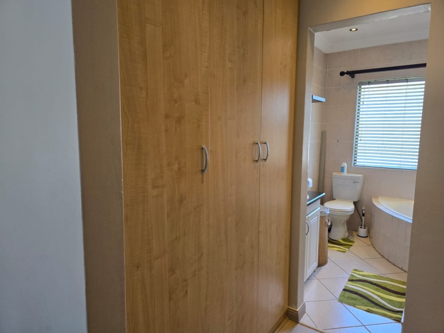 3 Bedroom Property for Sale in Beyers Park Gauteng