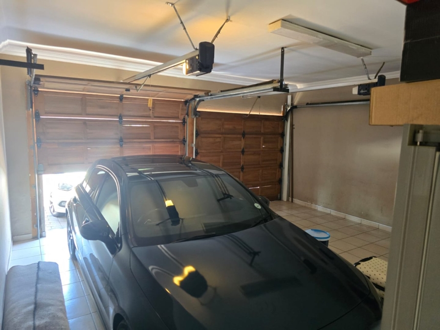 3 Bedroom Property for Sale in Beyers Park Gauteng