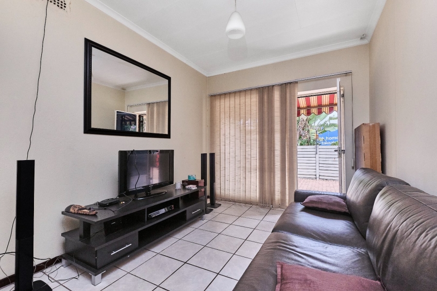 4 Bedroom Property for Sale in Weltevreden Park Gauteng