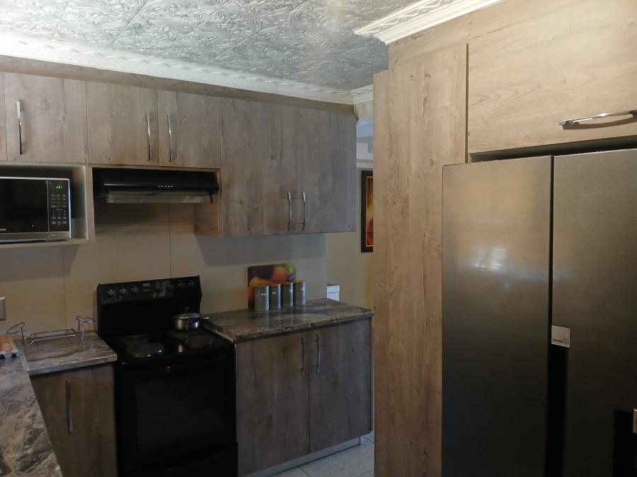  Bedroom Property for Sale in Pretoria West Gauteng