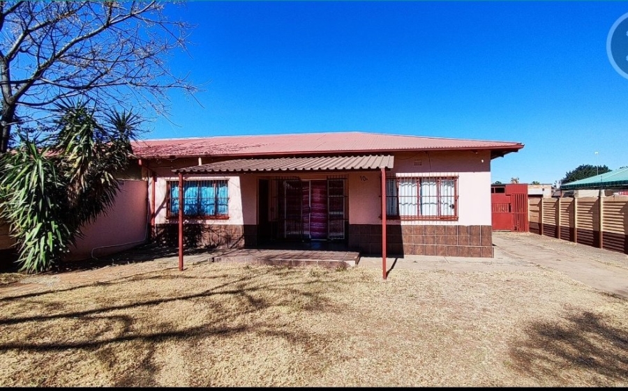 2 Bedroom Property for Sale in Vanderbijlpark Cw 6 Gauteng