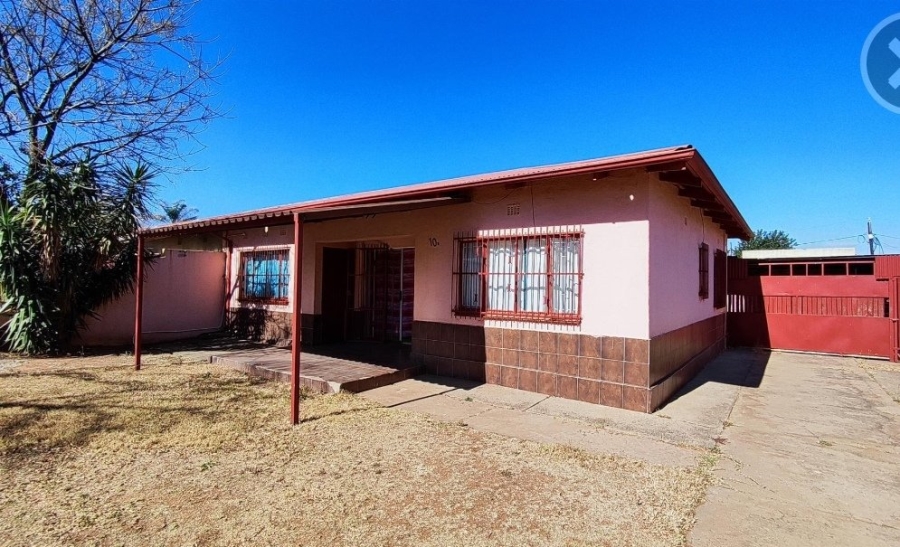 2 Bedroom Property for Sale in Vanderbijlpark Cw 6 Gauteng