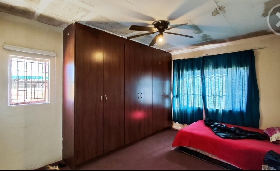 2 Bedroom Property for Sale in Vanderbijlpark Cw 6 Gauteng