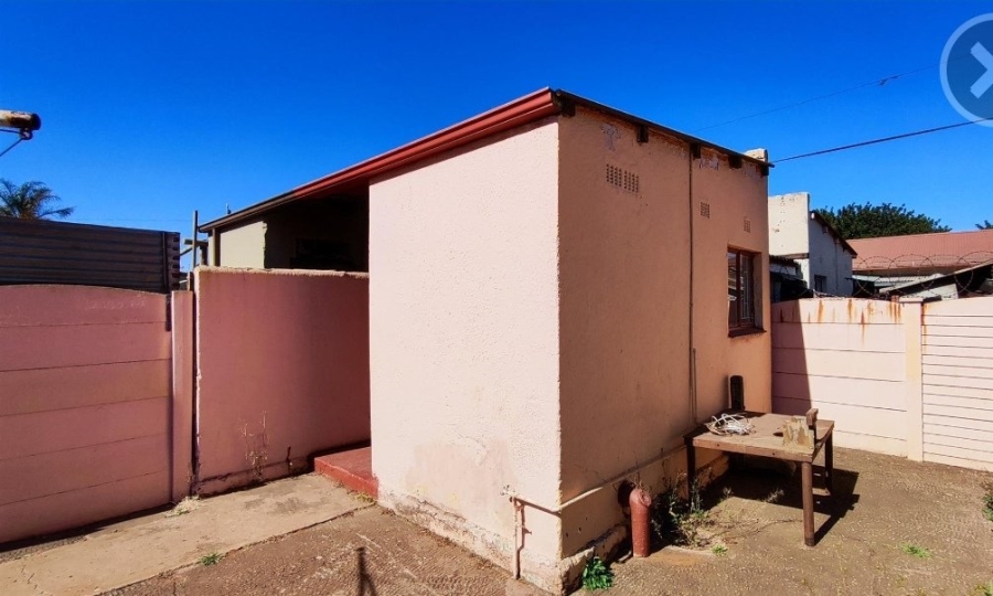 2 Bedroom Property for Sale in Vanderbijlpark Cw 6 Gauteng