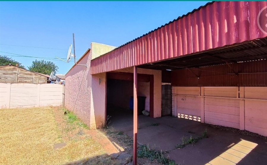 2 Bedroom Property for Sale in Vanderbijlpark Cw 6 Gauteng