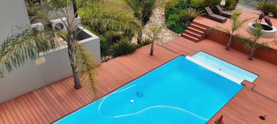 To Let 4 Bedroom Property for Rent in Sandown Gauteng