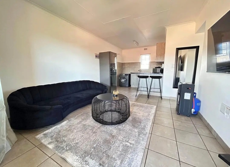 2 Bedroom Property for Sale in Heuweloord Gauteng