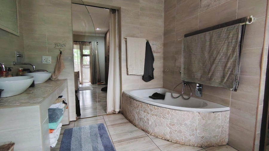 3 Bedroom Property for Sale in Risiville Gauteng