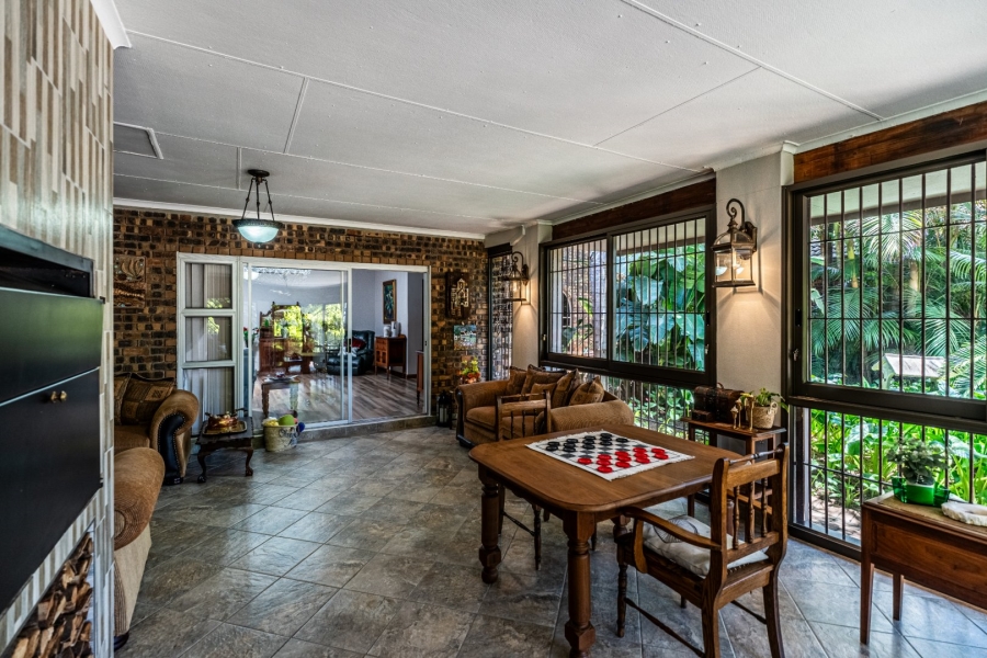 5 Bedroom Property for Sale in Agricultural Holding 475 Gauteng