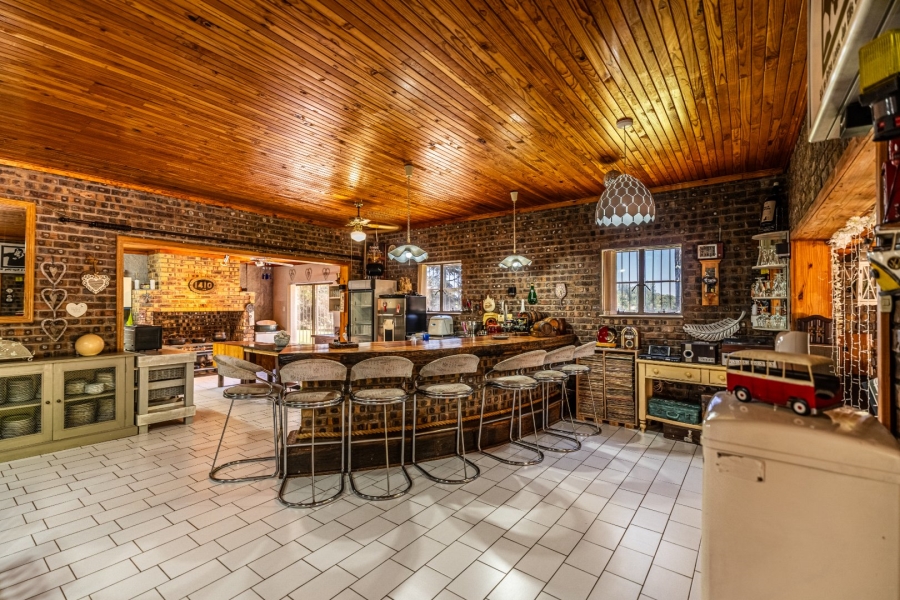 5 Bedroom Property for Sale in Agricultural Holding 475 Gauteng