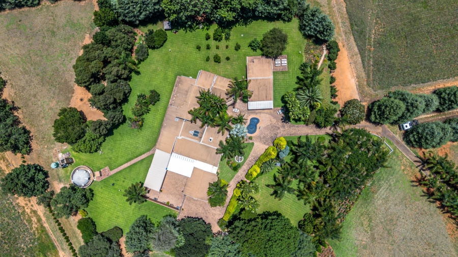 5 Bedroom Property for Sale in Agricultural Holding 475 Gauteng