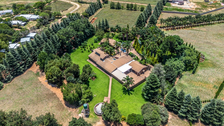 5 Bedroom Property for Sale in Agricultural Holding 475 Gauteng