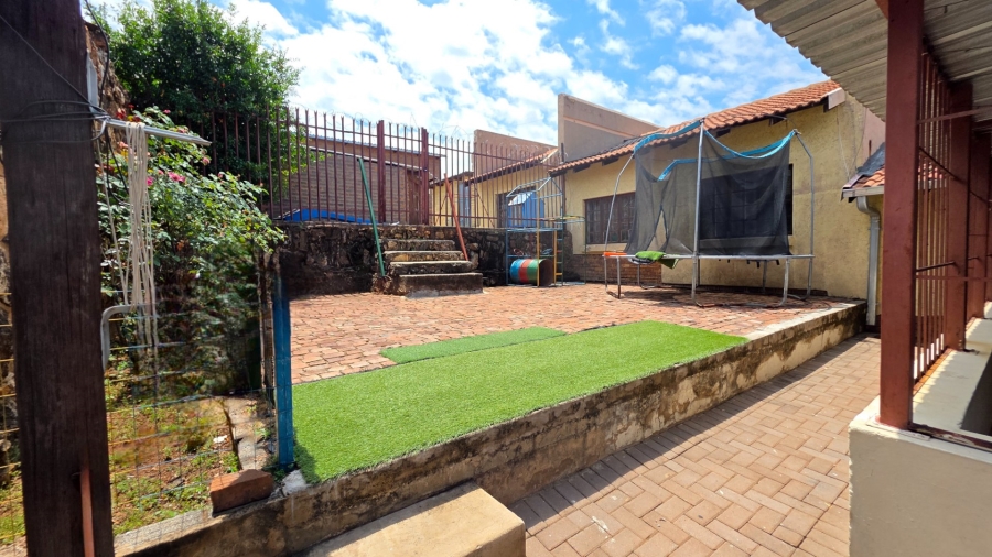 5 Bedroom Property for Sale in Erasmia Gauteng