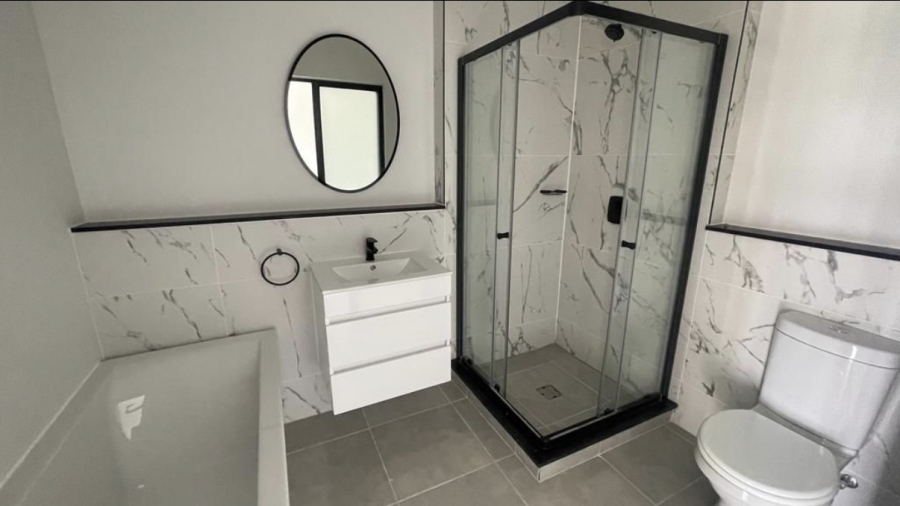 To Let 2 Bedroom Property for Rent in Waterfall Gauteng