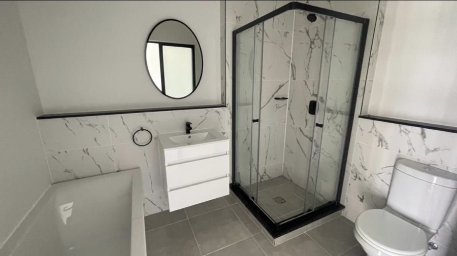 To Let 2 Bedroom Property for Rent in Waterfall Gauteng