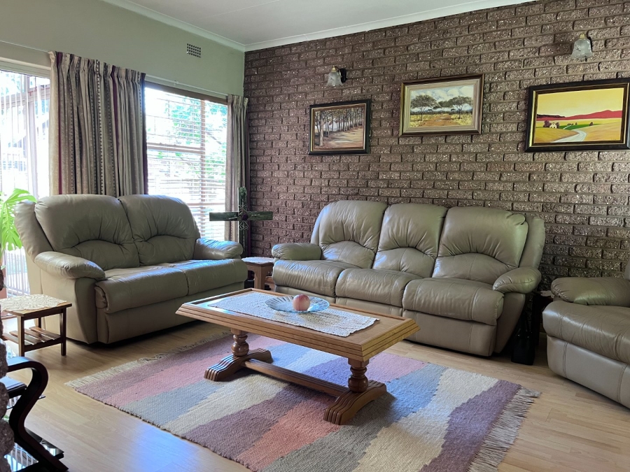 4 Bedroom Property for Sale in Vanderbijlpark SE 3 Gauteng