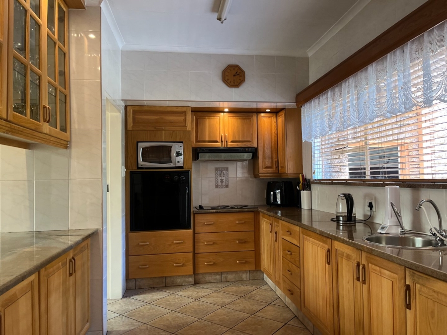 4 Bedroom Property for Sale in Vanderbijlpark SE 3 Gauteng