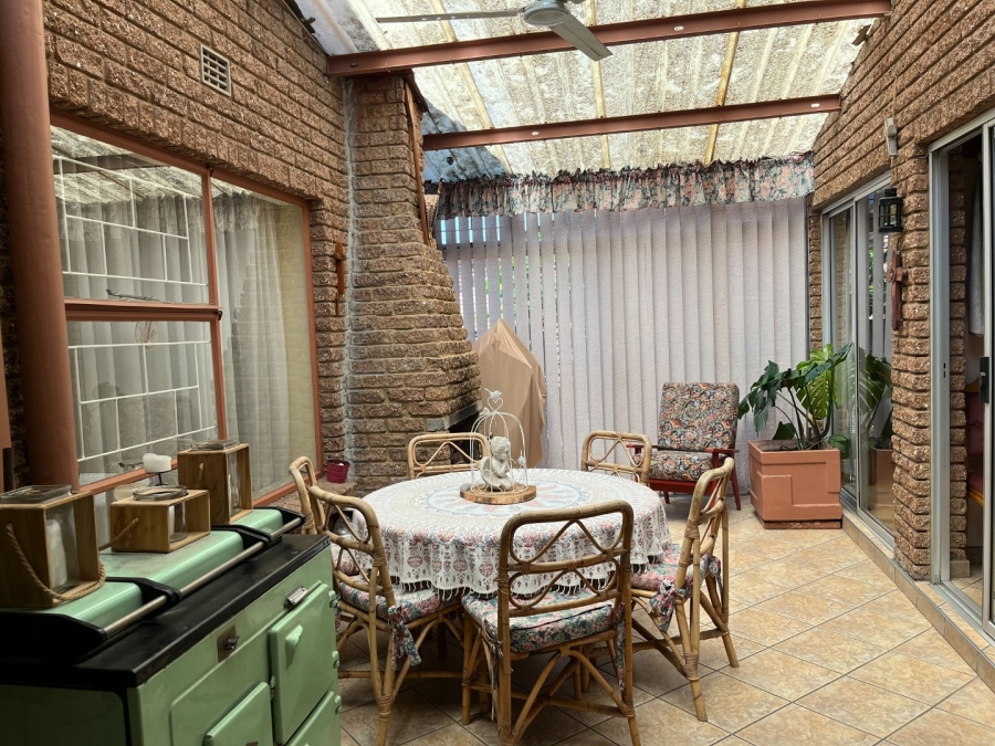 4 Bedroom Property for Sale in Vanderbijlpark SE 3 Gauteng