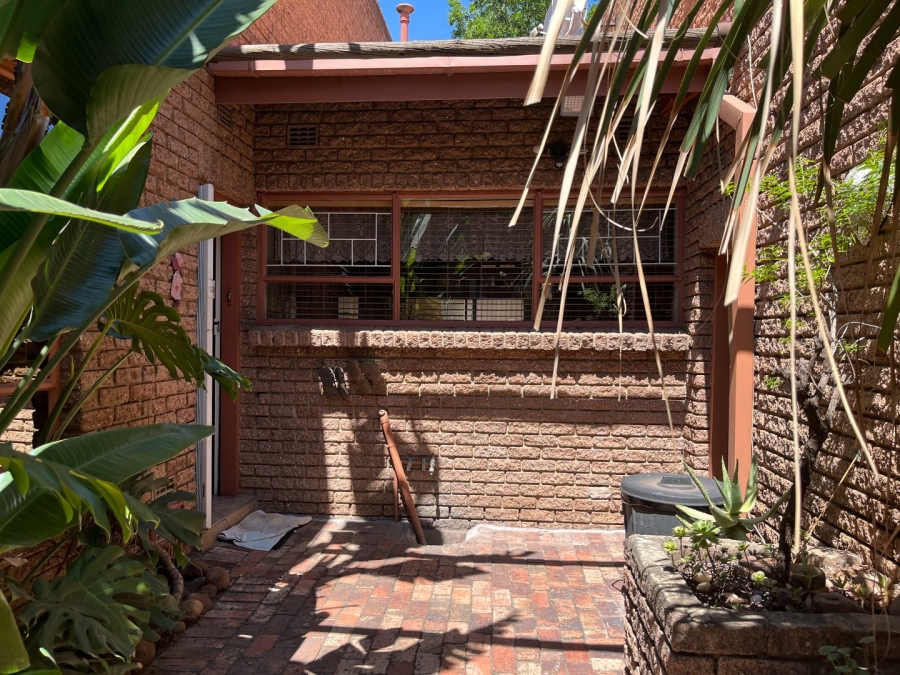 4 Bedroom Property for Sale in Vanderbijlpark SE 3 Gauteng