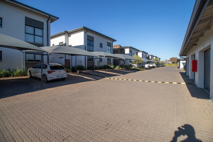 2 Bedroom Property for Sale in Serengeti Lifestyle Estate Gauteng