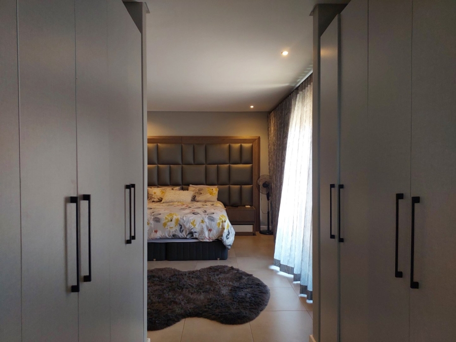 3 Bedroom Property for Sale in Olivedale Gauteng