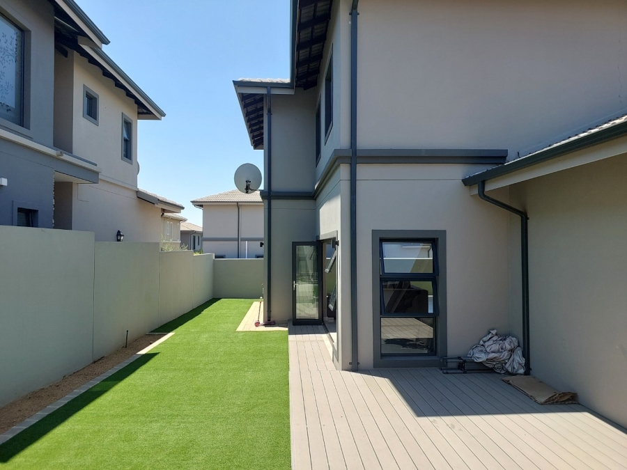 3 Bedroom Property for Sale in Olivedale Gauteng