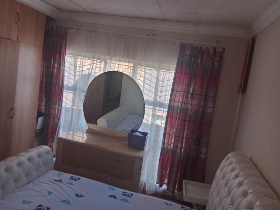 6 Bedroom Property for Sale in Soshanguve M Gauteng