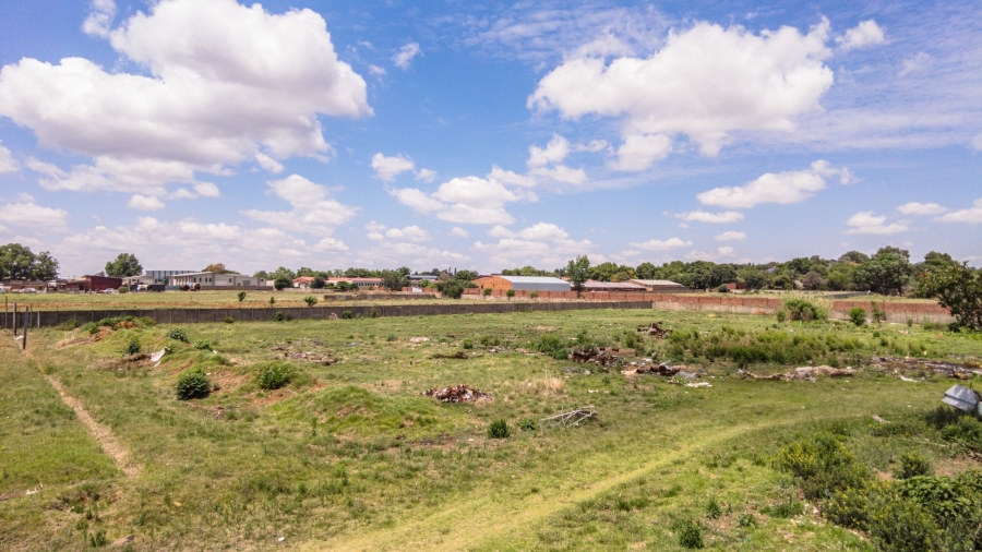 Commercial Property for Sale in Bredell Gauteng