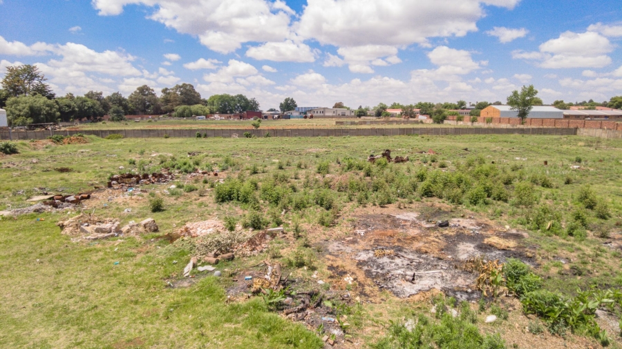 Commercial Property for Sale in Bredell Gauteng