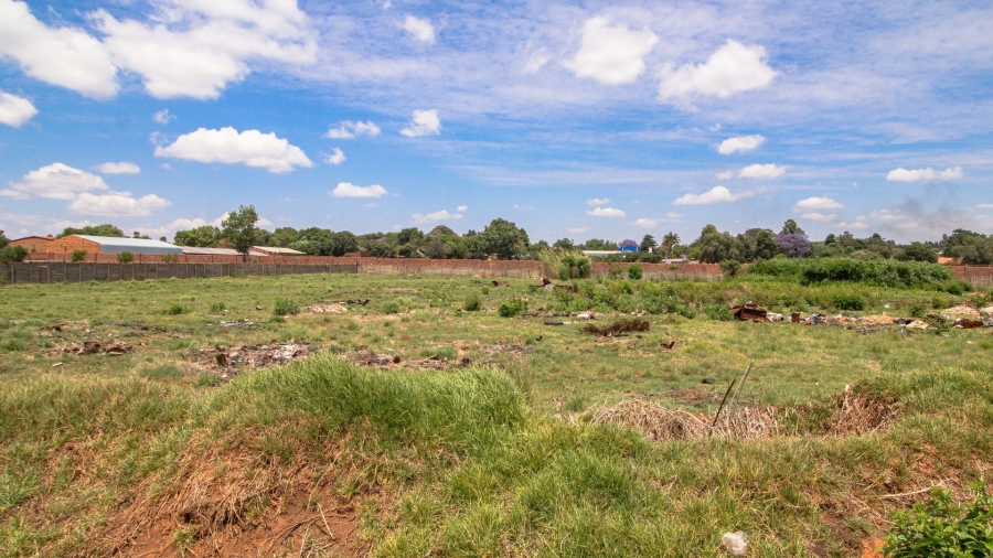 Commercial Property for Sale in Bredell Gauteng