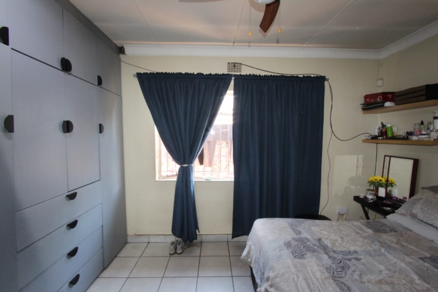3 Bedroom Property for Sale in East Lynne Gauteng