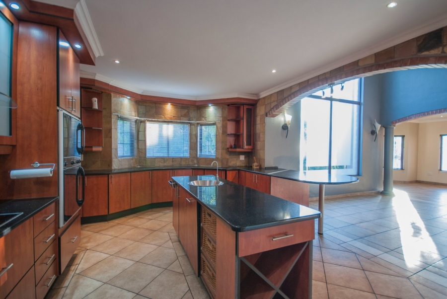 5 Bedroom Property for Sale in Midstream Estate Gauteng