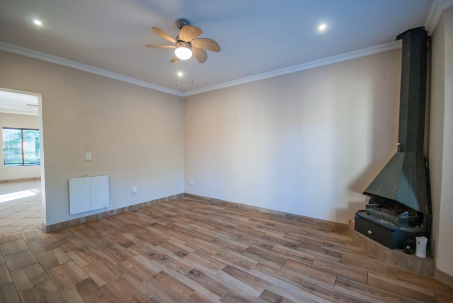 5 Bedroom Property for Sale in Midstream Estate Gauteng