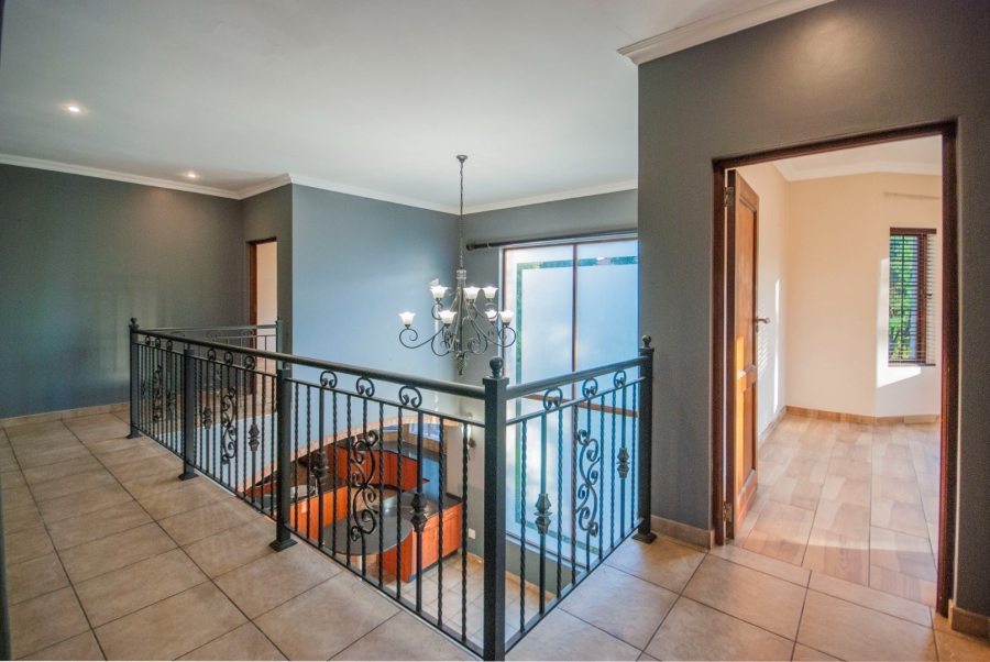 5 Bedroom Property for Sale in Midstream Estate Gauteng