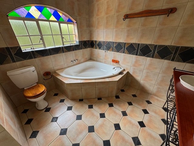 3 Bedroom Property for Sale in Glen Erasmia Gauteng