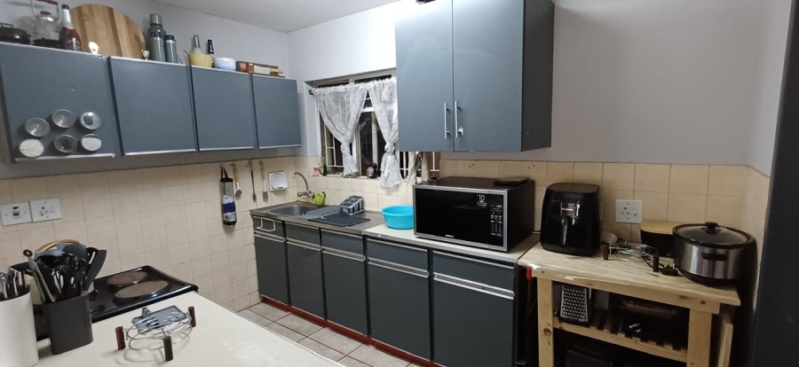 3 Bedroom Property for Sale in Dorandia Gauteng