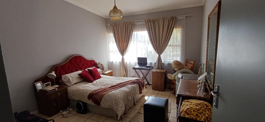 3 Bedroom Property for Sale in Dorandia Gauteng