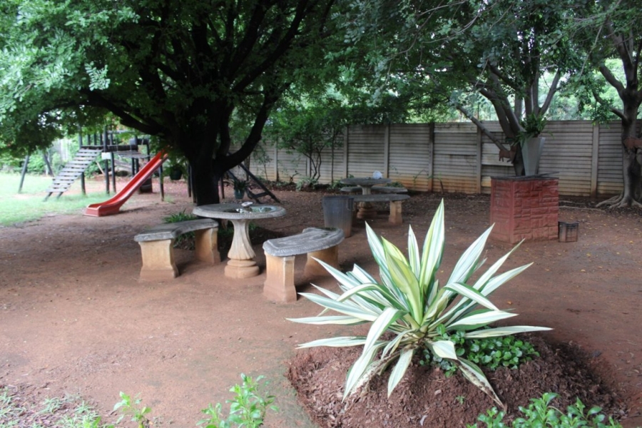 3 Bedroom Property for Sale in Dorandia Gauteng