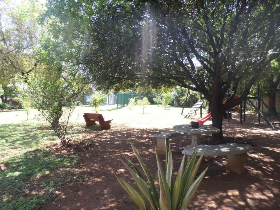 3 Bedroom Property for Sale in Dorandia Gauteng