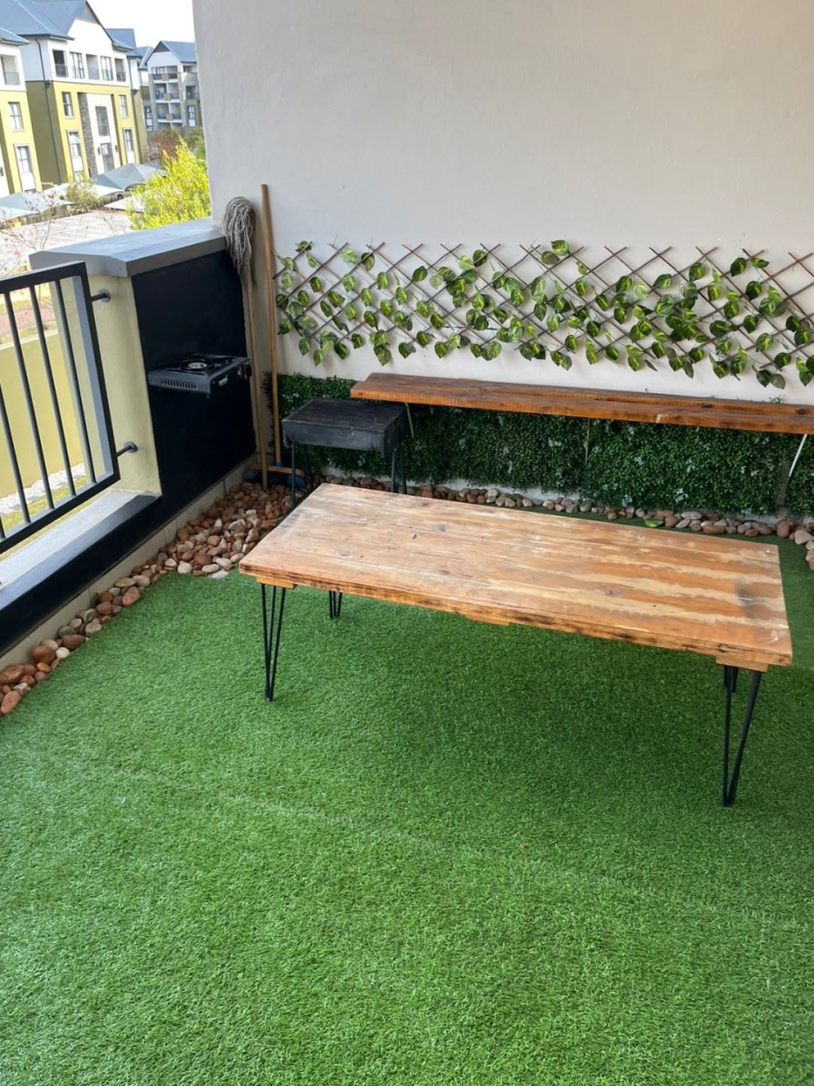 To Let 3 Bedroom Property for Rent in Waterfall Gauteng