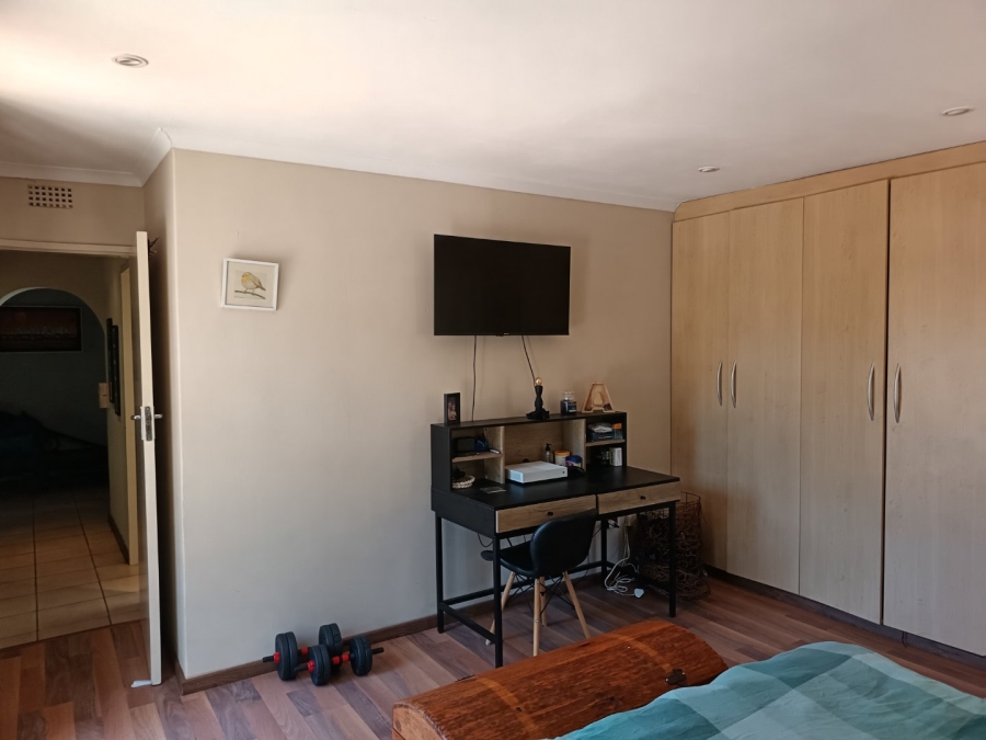 3 Bedroom Property for Sale in Greymont Gauteng