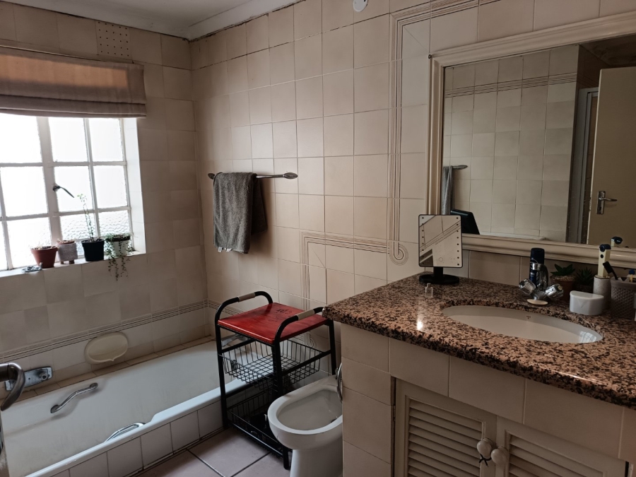 3 Bedroom Property for Sale in Greymont Gauteng
