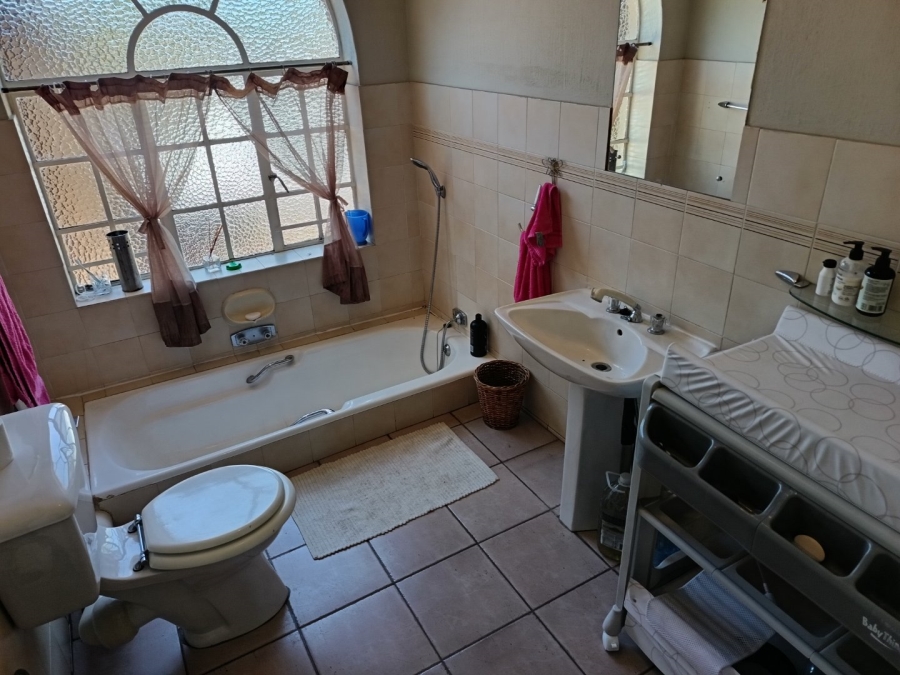 3 Bedroom Property for Sale in Greymont Gauteng