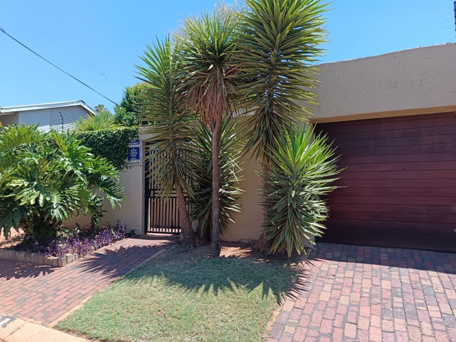 3 Bedroom Property for Sale in Greymont Gauteng