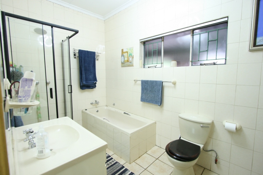 4 Bedroom Property for Sale in Rietfontein Gauteng
