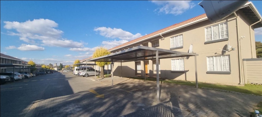 2 Bedroom Property for Sale in Eden Glen Gauteng